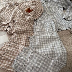 2pr Serena and Lily Plaid Pajama Sets in Brown and Gray